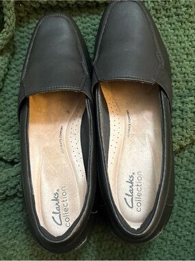 Clarks Black Juliette loafers size 10